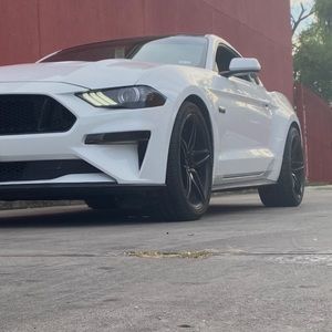 Meet your Posher, Evan